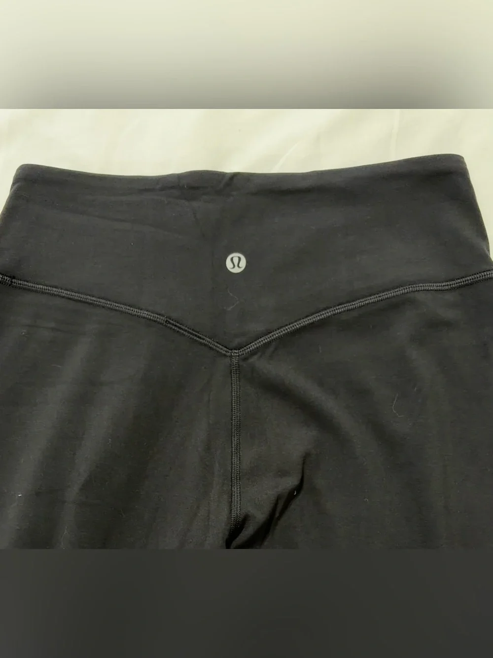 NWT*LULULEMON*SIZE 6* ALIGN HIGH RISE JOGGER*AUTHENTIC*BLACK*$118 RETAIL*25” LNG